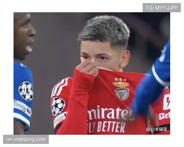 欧足联宣布就欧冠比赛中出现的种族歧视行为展开调查 欧足联宣布就欧冠比赛中出现的种族歧视行为展开调查